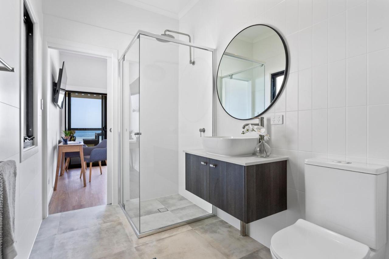 Port Lincoln Beachfront Apartments Экстерьер фото