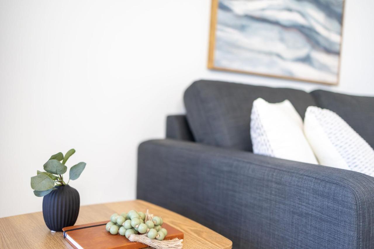 Port Lincoln Beachfront Apartments Экстерьер фото