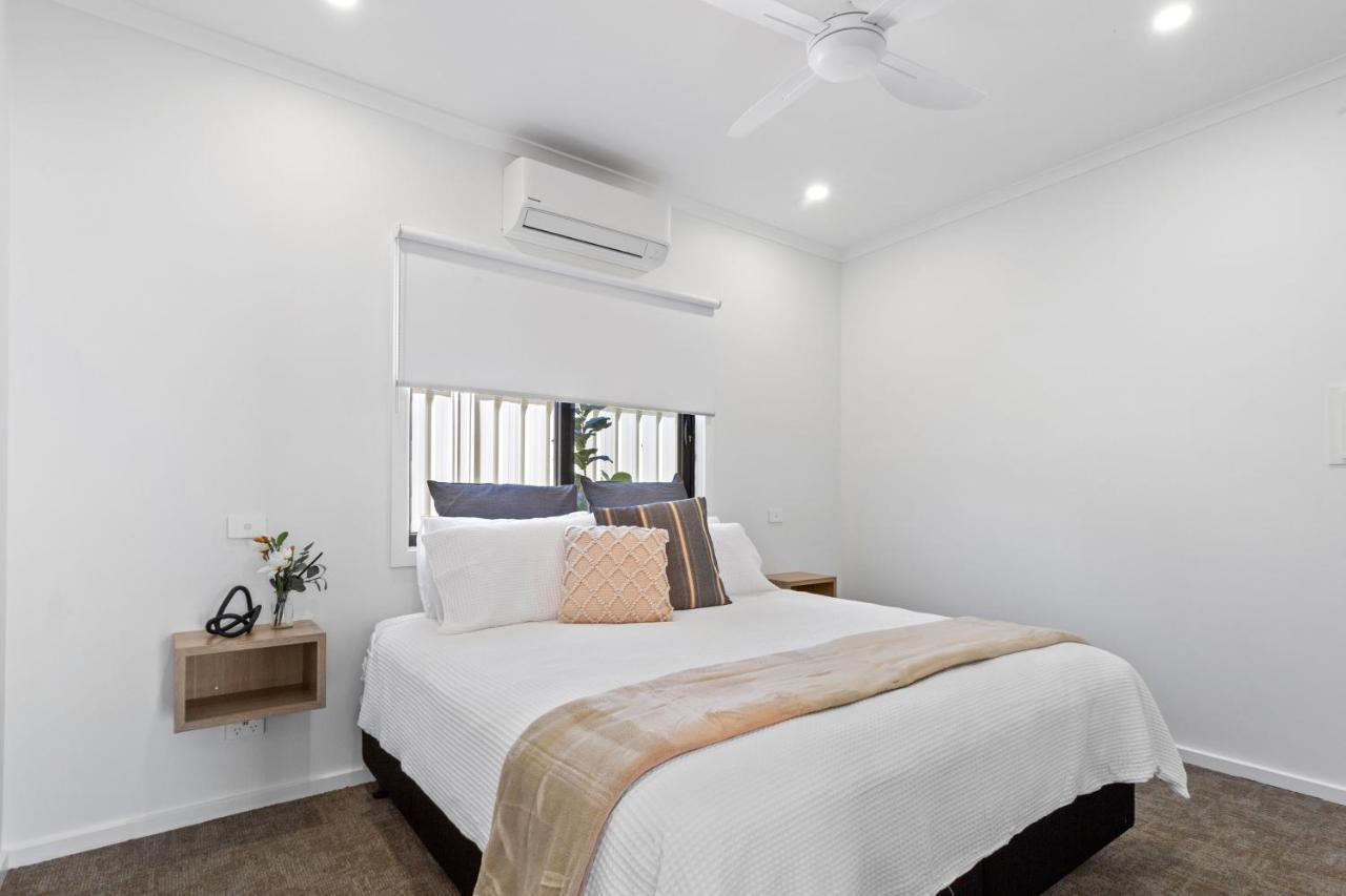 Port Lincoln Beachfront Apartments Экстерьер фото
